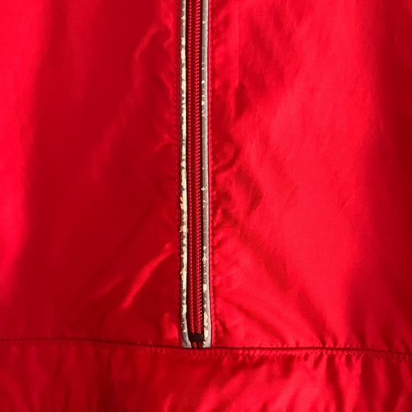 Women Nike running windbreaker jacket - Picture 4 of 4